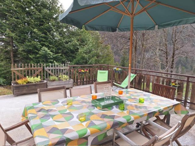 La Coufa, Spacieux Duplex En Chalet, Terrasse, Jardin, Vues Montagnes La Giettaz Exterior photo